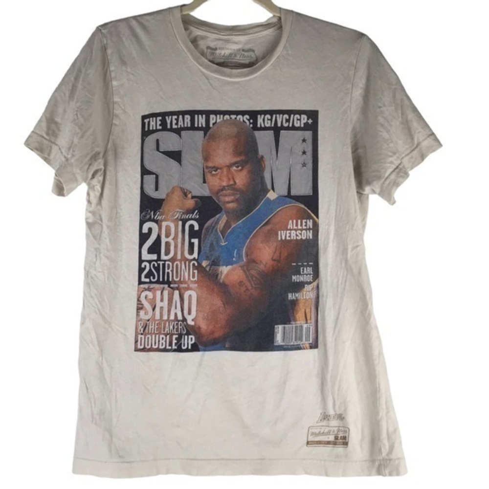 Mitchell & Ness Slam Cover Los Angeles Lakers 2001 Shaq T-Shirt Size M